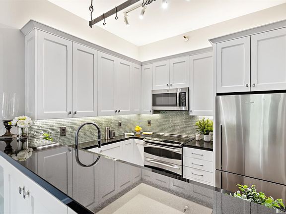 3rd image of 355 Buena Vista Ave #313