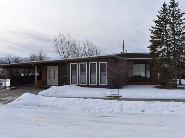 641 Teton Ave, Shelby, MT 59474