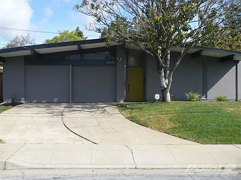 18434 Lomond Way photo 1