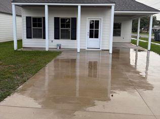 309 E Edwards St, Rayne, LA 70578