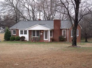 1509 Hopewell Church Rd, Catawba, NC 28609