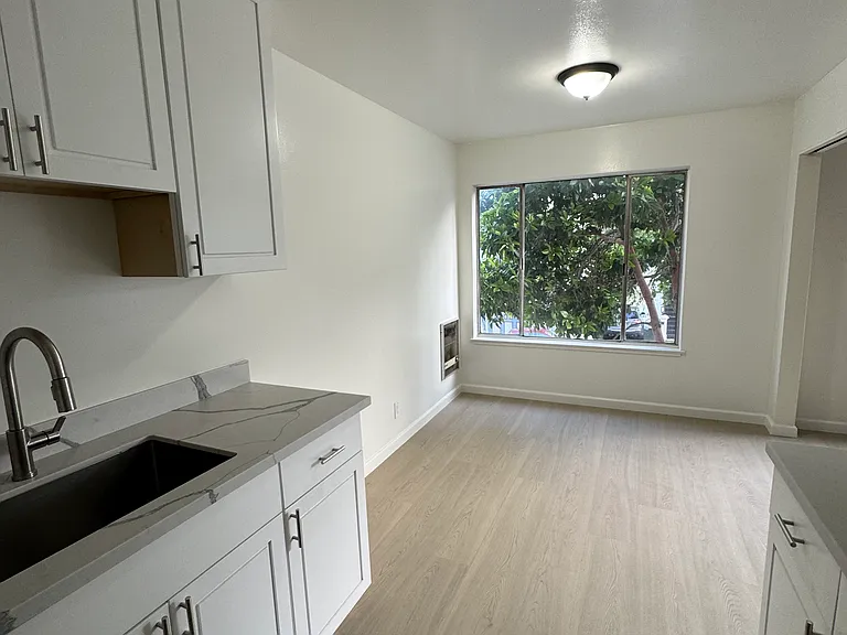 2770 Pine St #105 — Photo 4