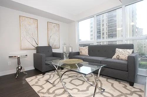 561 Sherbourne St #3207 Photo 1