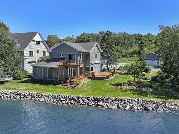 W3964 South Shore DRIVE, Lake Geneva, WI 53147