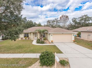 1087 Overland Dr, Spring Hill, FL 34608