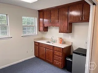 Studio, 943 sqft, $1,500 — Photo 4