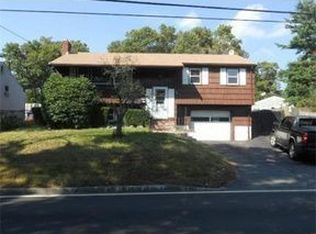 412 E Ashland St, Brockton, MA 02302