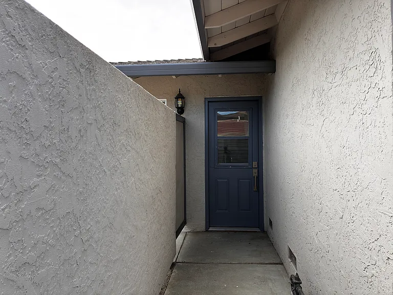 3373 Payne Ave #3 — Photo 26