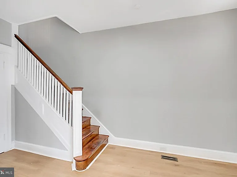 727 Otis Pl NW — Photo 26