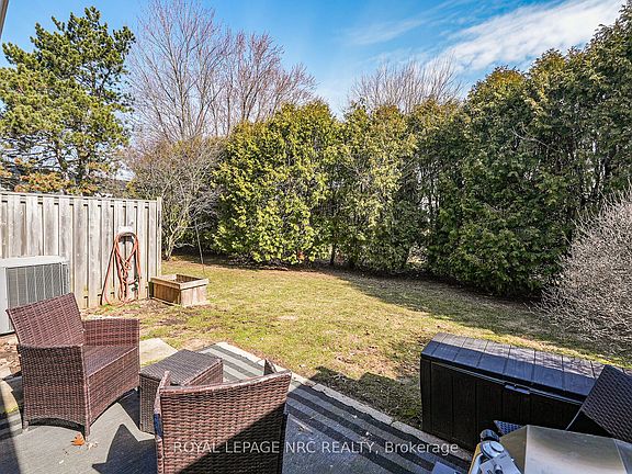 2nd image of 453 Woodview Rd #4