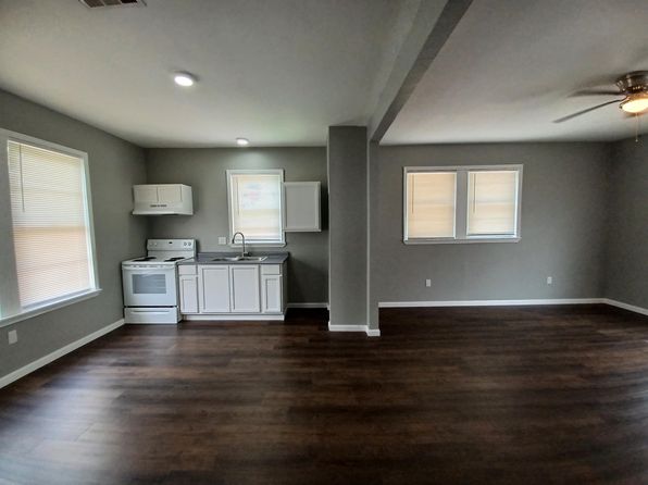 2405 Laurel St APT 3