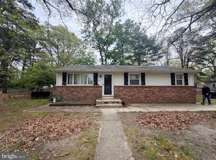 426 S Willow Ave, Galloway, NJ 08205