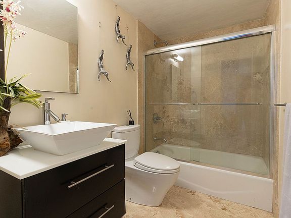 4th image of 1865 79th St Cswy APT 12E