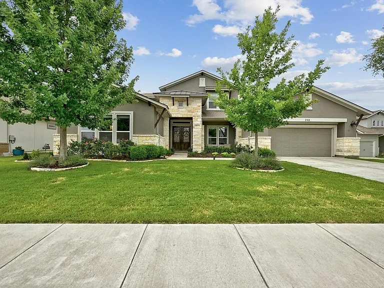 249 Townes Ct — Photo 2