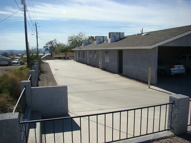 Building Photo - 2444 Hummingbird Ln