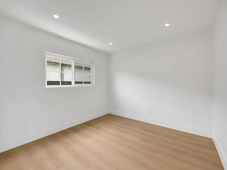 11502 Bingham St — Photo 31