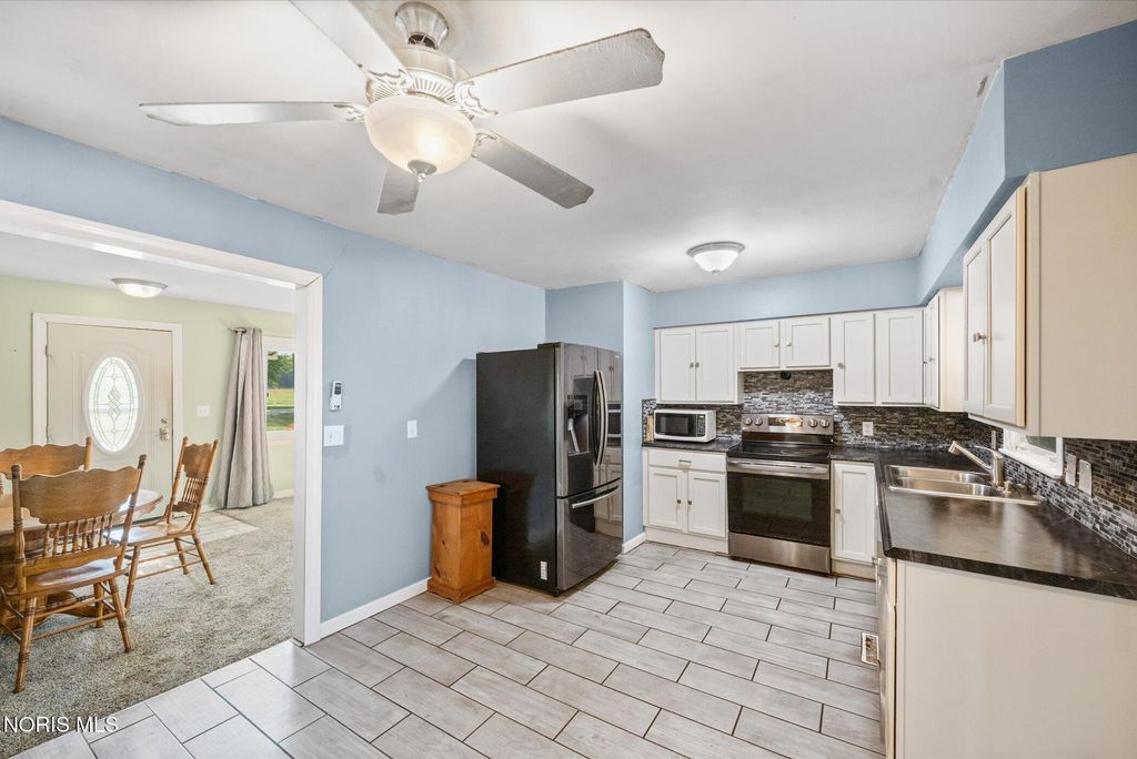 14516 Dohoney Rd, Defiance, OH - View 6