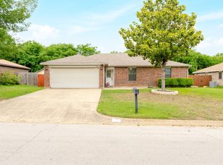 6504 Cliffside Dr, Edgecliff Village, TX 76134