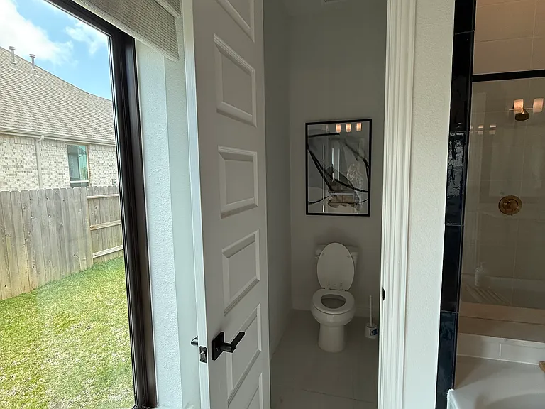 4916 Dickens Landing Dr — Photo 55