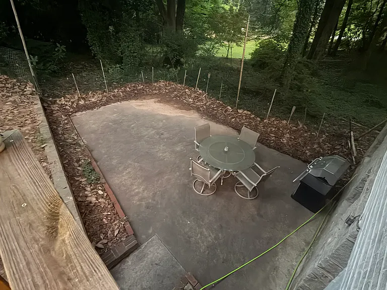 510 Hilderbrand Dr — Photo 26
