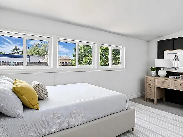 810 Edythe St — Photo 3