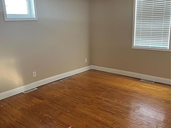 2nd image of 3630 Roswell Ave