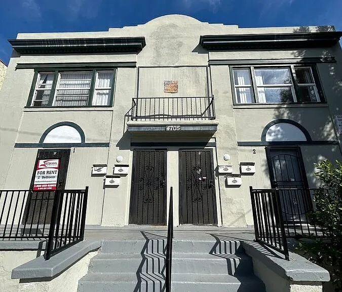 4705 Willow Brook Ave #1 — Photo 4