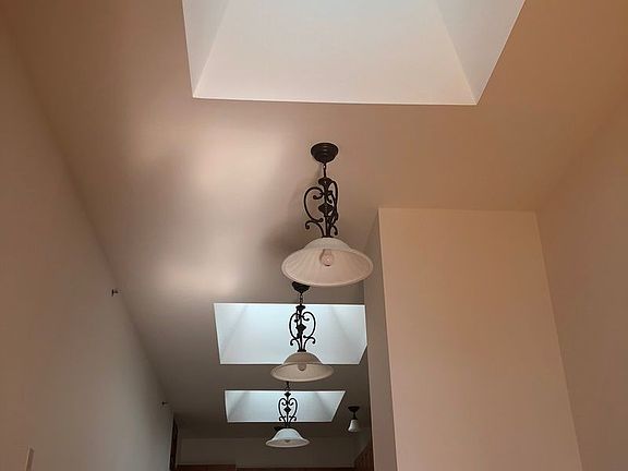 4th image of 36 Driggs Ave APT 3R