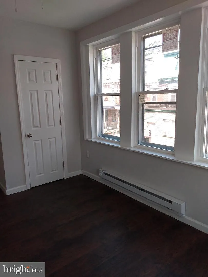 Building Photo - Arrott St