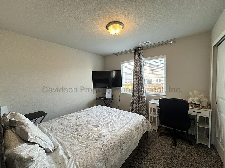 11054 Avena Rd — Photo 13