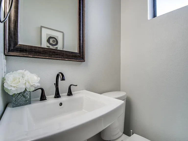 1509 Holly St — Photo 20