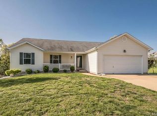 2836 Maplewood Ct, High Ridge, MO 63049