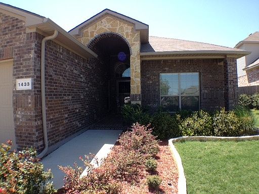 2nd image of 1433 Zanna Grace Way