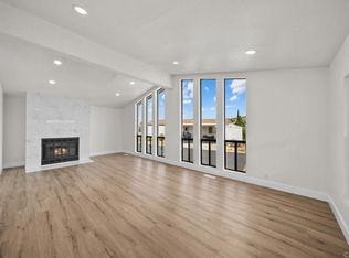 200 S Emerald Dr SPACE 3, Vista, CA 92081