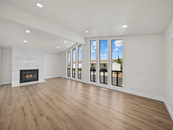 200 S Emerald Dr Space 3, Vista, CA 92081