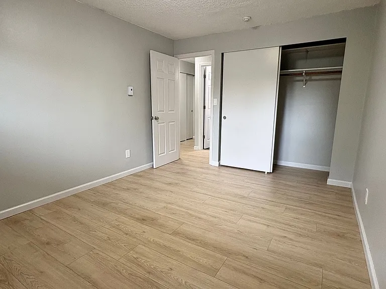 10295 NE 189th St — Photo 16