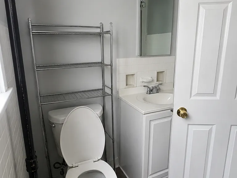 248 Morris St #1 — Photo 11