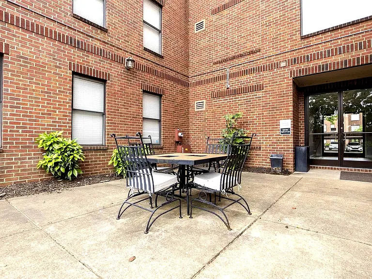 720 Litty Ct #103 — Photo 4