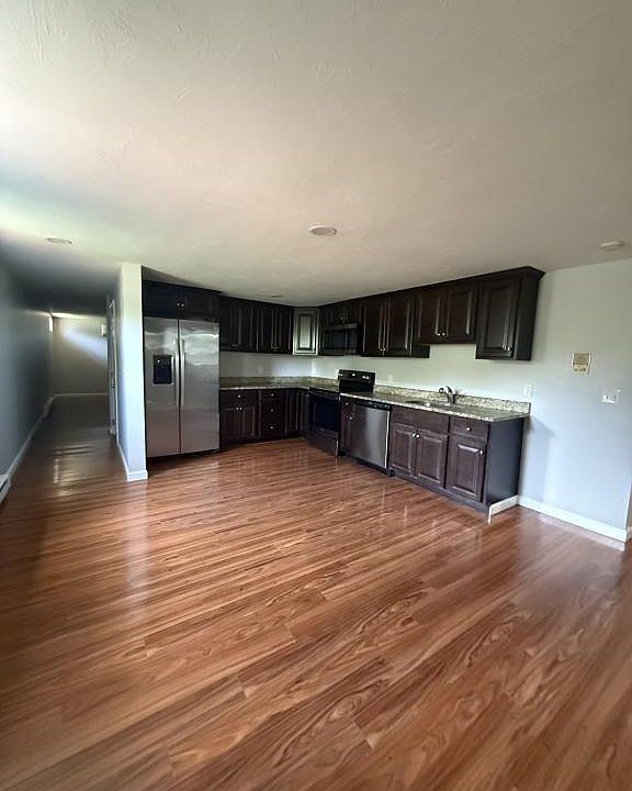 1st image of 397 Snell St