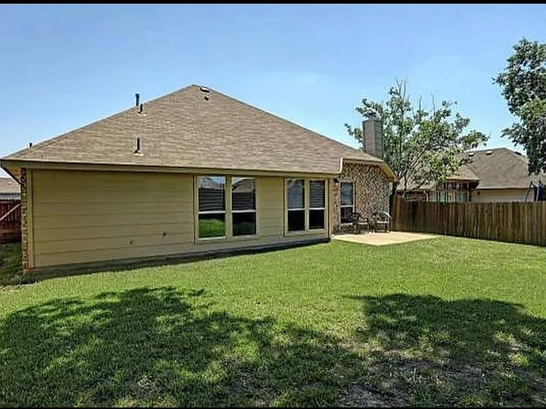 233 Dartmouth Dr — Photo 21