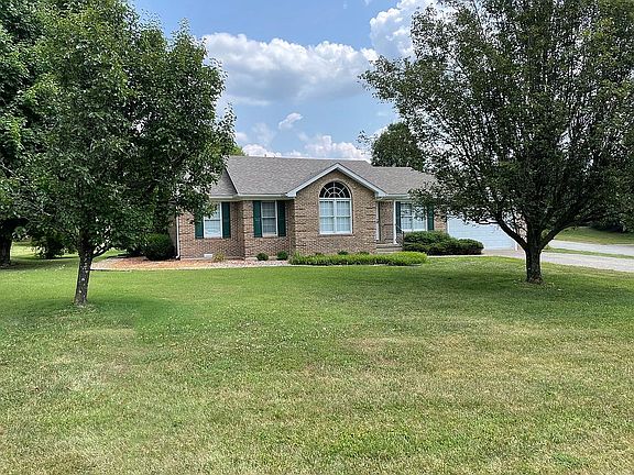 2829 Oakwood Drive -view 2