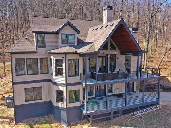 57 Rockwood Ct, Ellijay, GA 30536