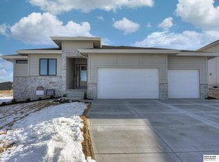 3815 S 212th St, Elkhorn, NE 68022