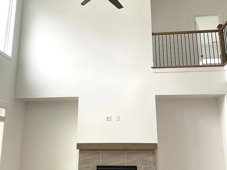 375 Tillman Pass — Photo 13