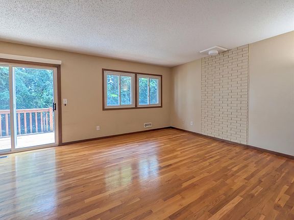 5th image of 7023 146th Street Ct