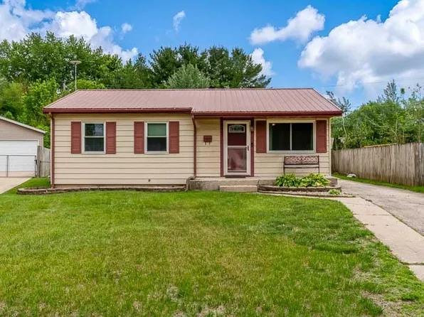 7909 Orion St, Loves Park, IL 61111