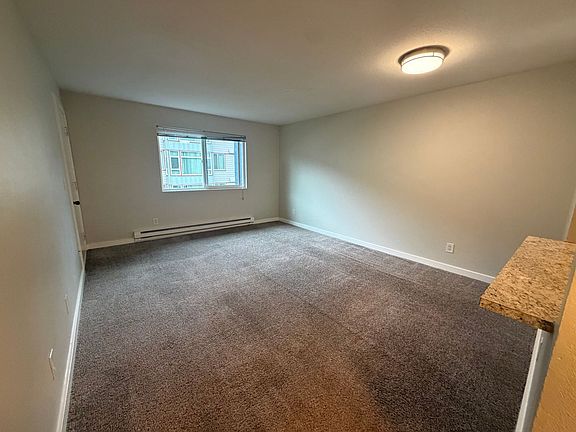 5th image of 12509 35th Ave NE APT 305