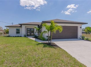 22 NW 33rd Ter, Cape Coral, FL 33993