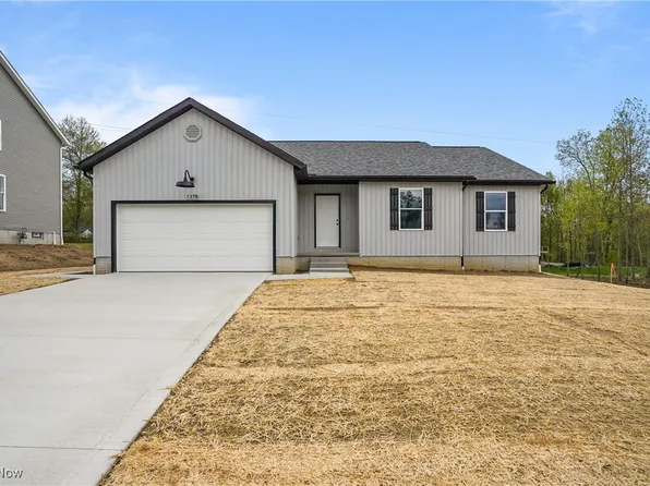 5378 Winding Creek Dr, Ravenna, OH 44266