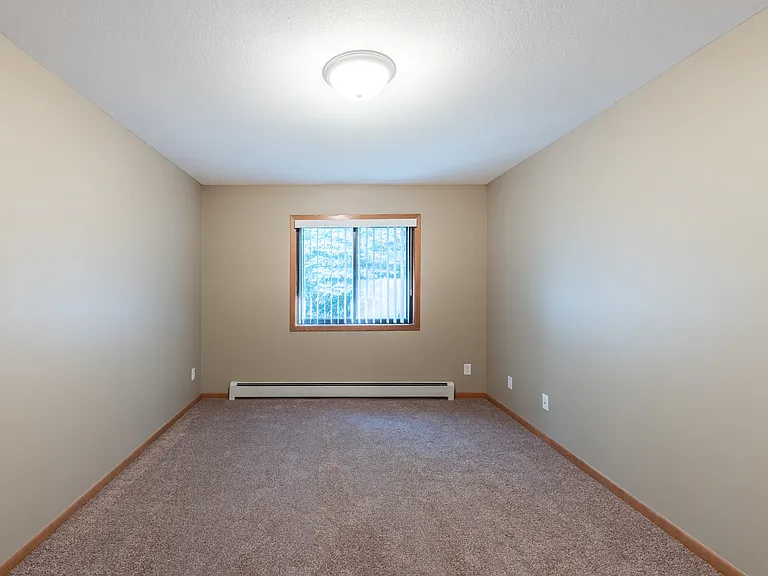 Kaposia Valley Apartments — Photo 29